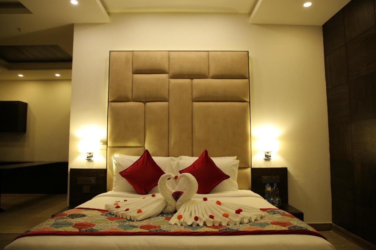 Rosetum Kasauli Hotel Bagian luar foto