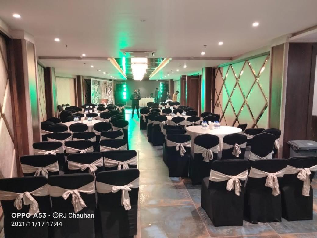 Rosetum Kasauli Hotel Bagian luar foto