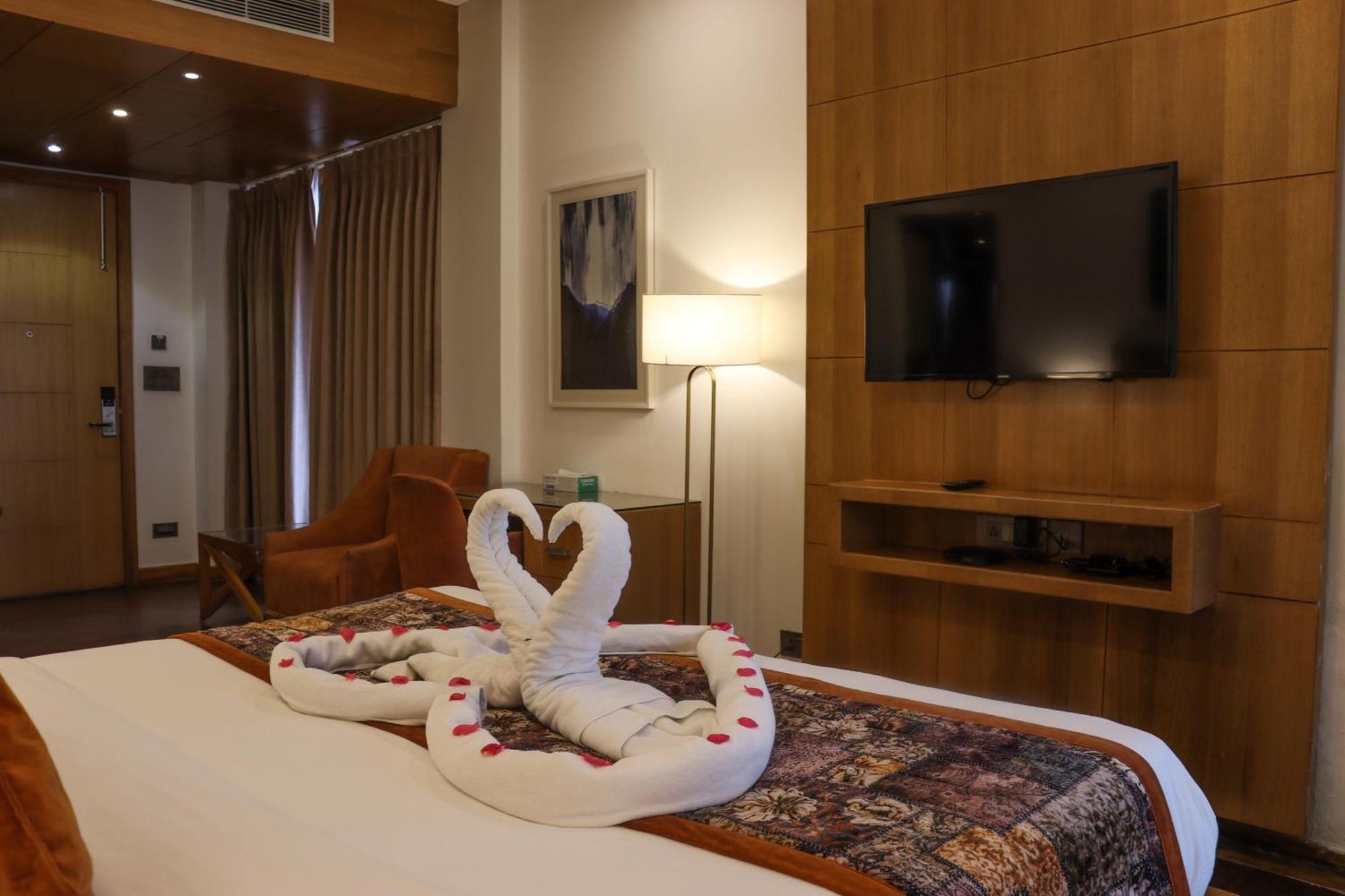 Rosetum Kasauli Hotel Bagian luar foto