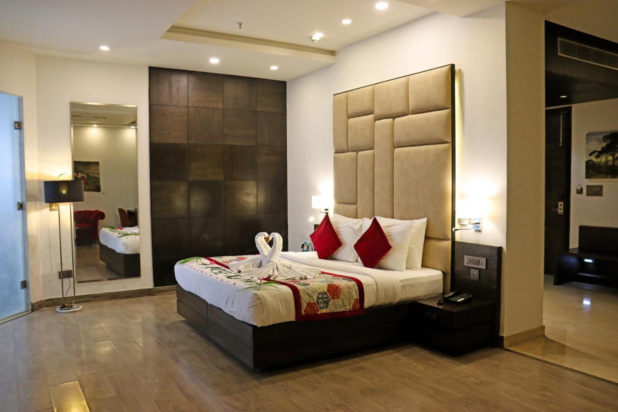 Rosetum Kasauli Hotel Bagian luar foto