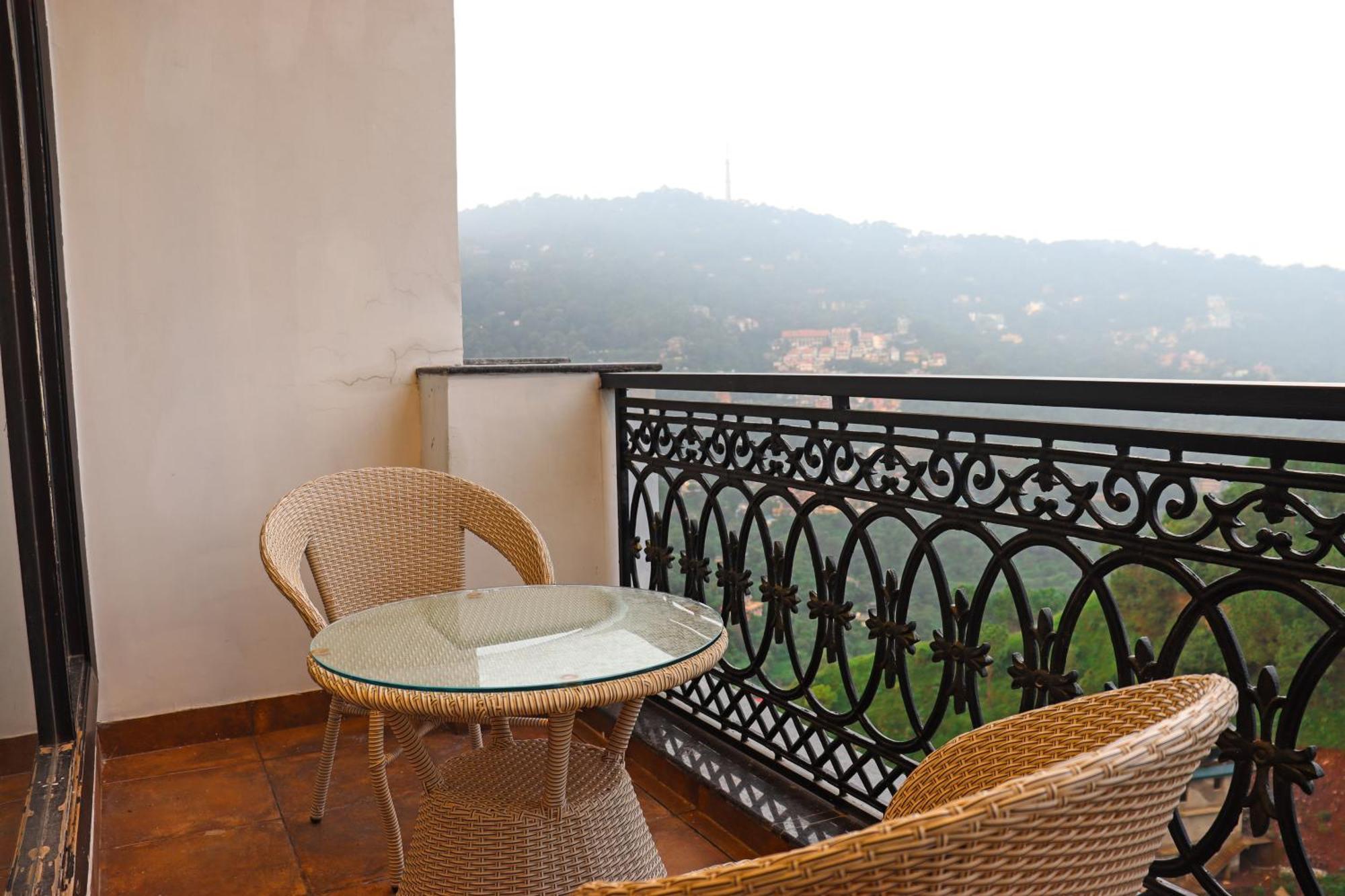 Rosetum Kasauli Hotel Bagian luar foto